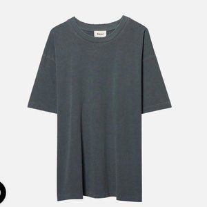 Elwood Oversized Core Tee SIZE: MEDIUM